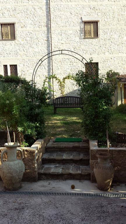 B&B La Casuccia Di Asís Exterior foto